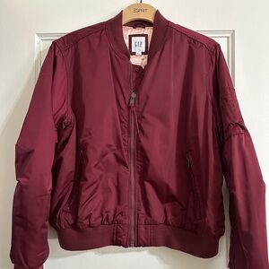 EUC GAP Women’s Maroon Bomber Style Jacket - Size L